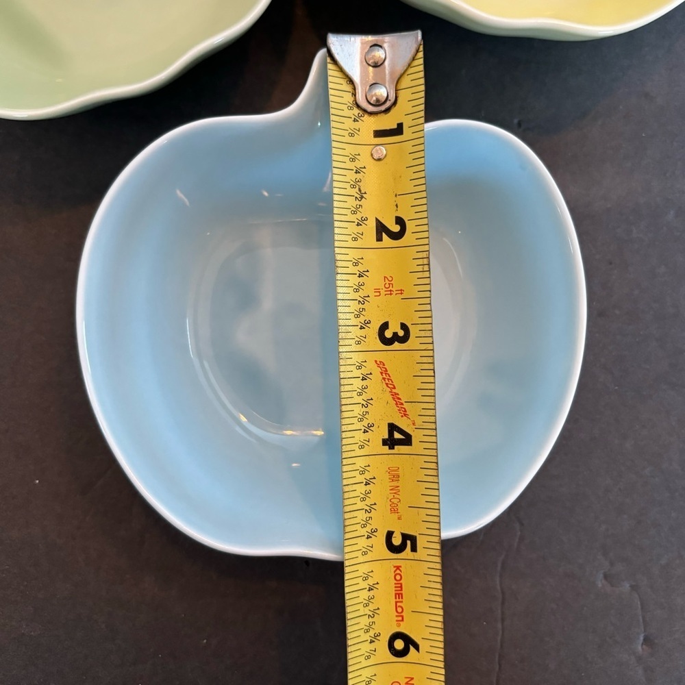 Horchow Apple Shaped Bowls  Japan 5” Set of 3 Vintage Green, Yellow, Blue Pastel - Picture 6 of 7